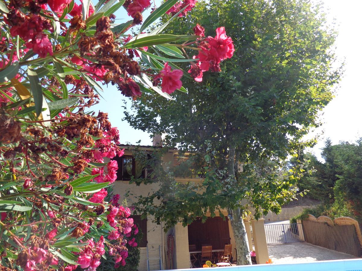 Villa Petra แซ็งต์-แมกซีม ภายนอก รูปภาพ